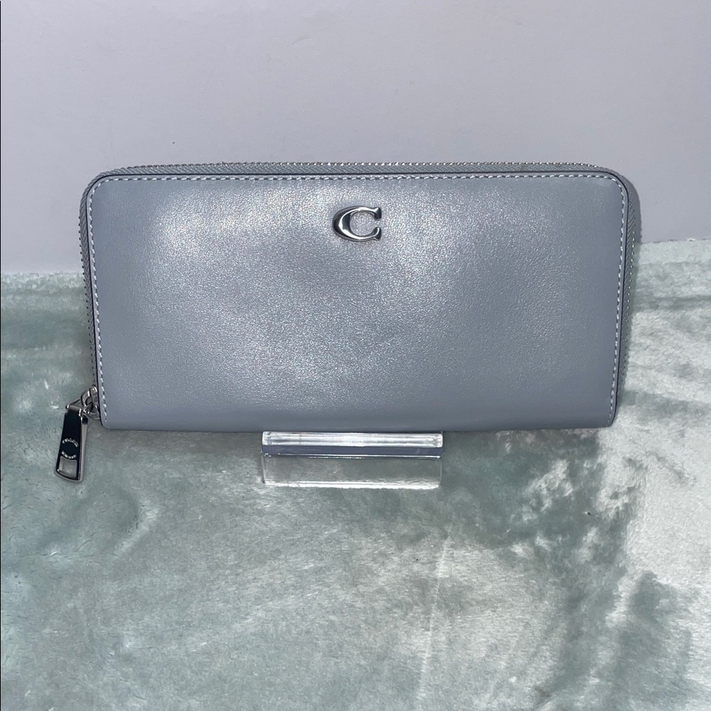 Coach Slim Accordion Zip Wallet